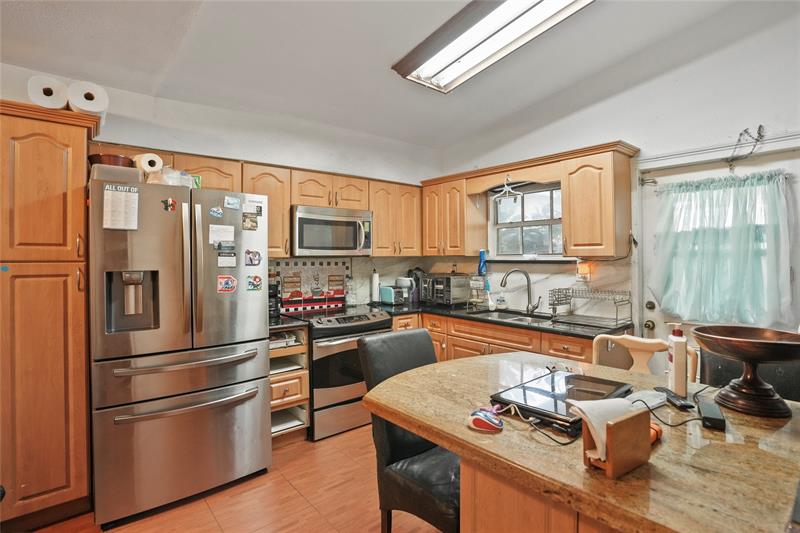Hialeah, Florida, 33018, United States, 3 Bedrooms Bedrooms, ,2 BathroomsBathrooms,Residential,For Sale,1897318
