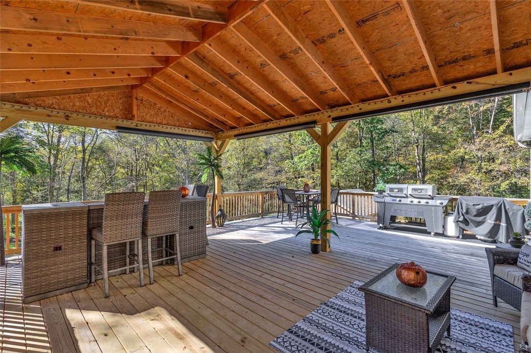 Green Twp, Pennsylvania, 15001, United States, 4 Bedrooms Bedrooms, ,4 BathroomsBathrooms,Residential,For Sale,1960549