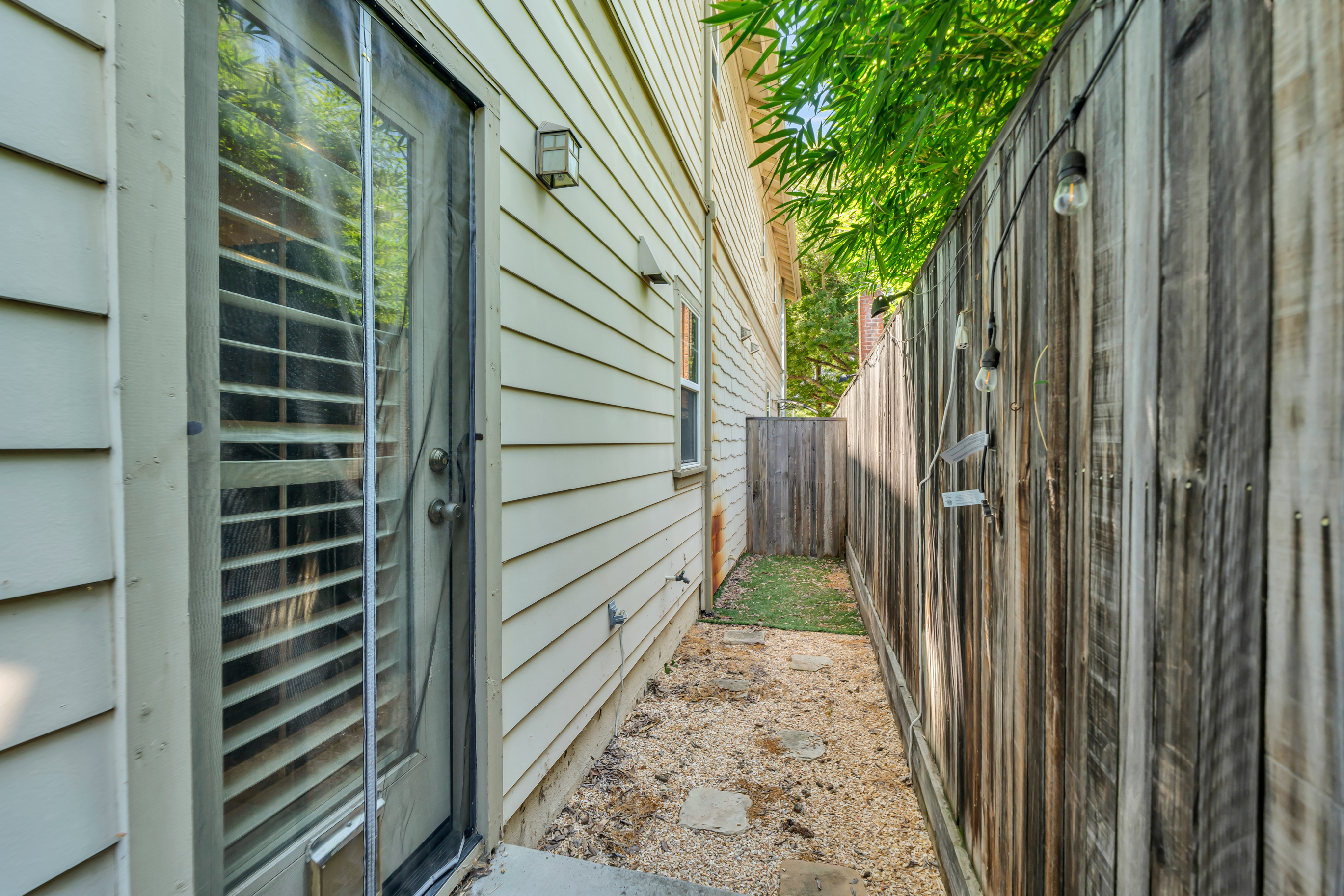 936 52nd Street, Sacramento, CA, 95819 - 物件實景