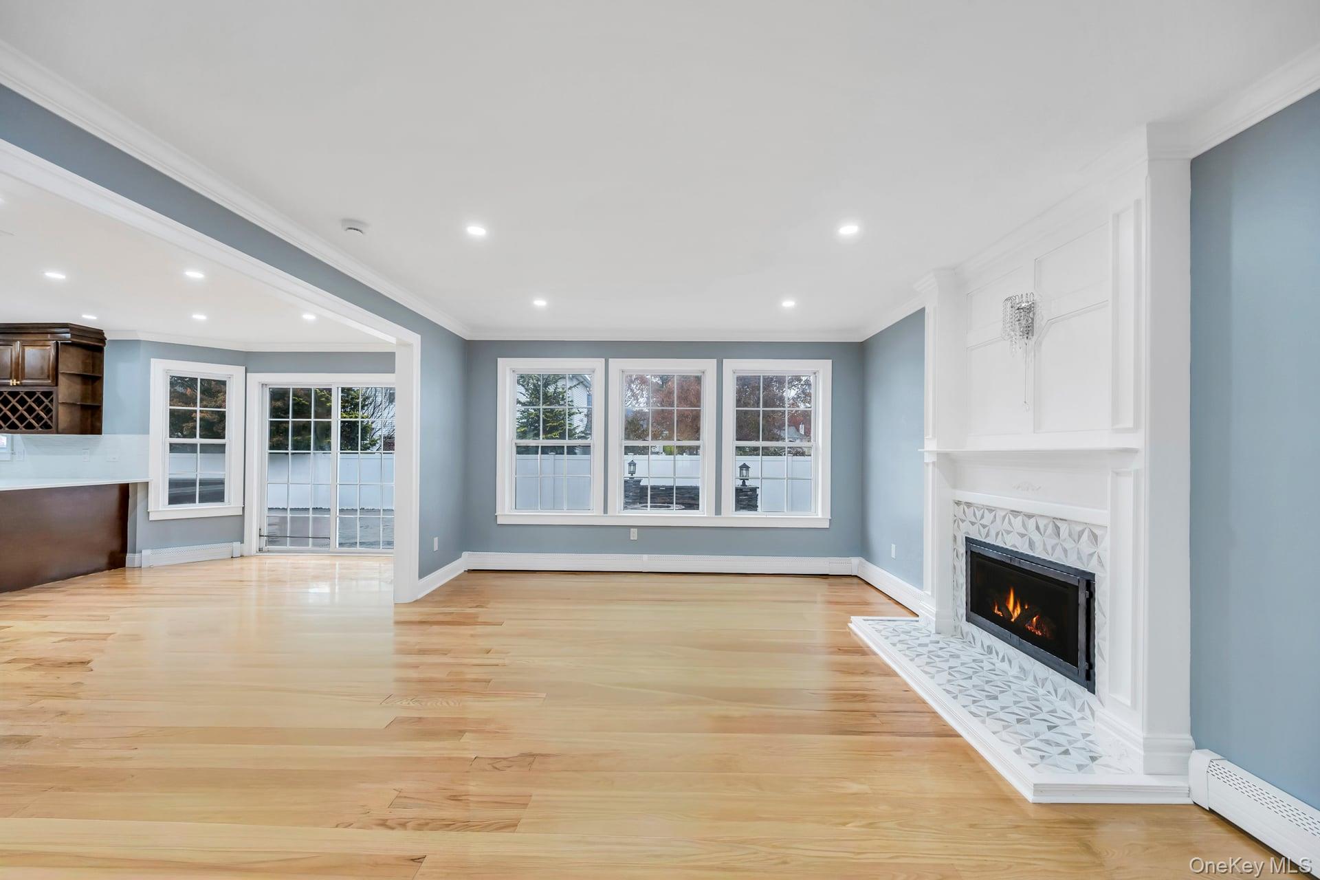 Selden, New York, 11784, United States, 4 Bedrooms Bedrooms, ,3 BathroomsBathrooms,Residential,For Sale,1990980