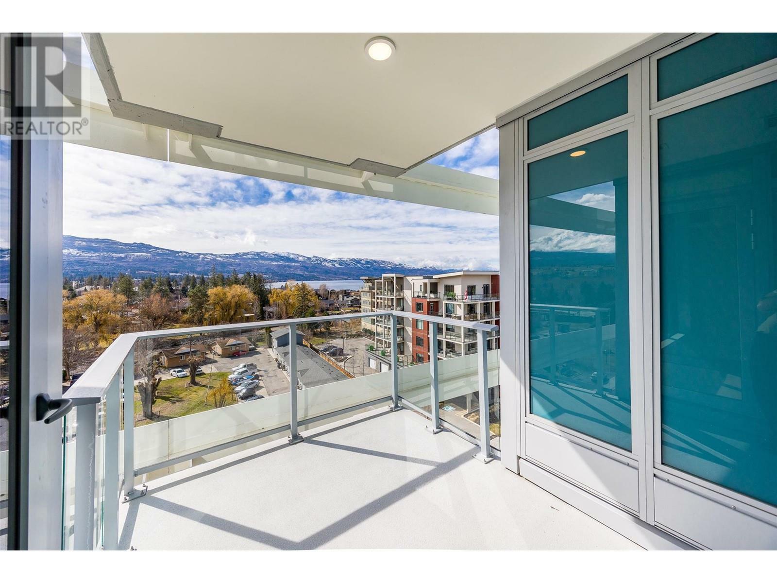 KELOWNA, British Columbia, V1W 3L2, CA, 1 Bedroom Bedrooms, ,1 BathroomBathrooms,Residential,For Sale,1837031