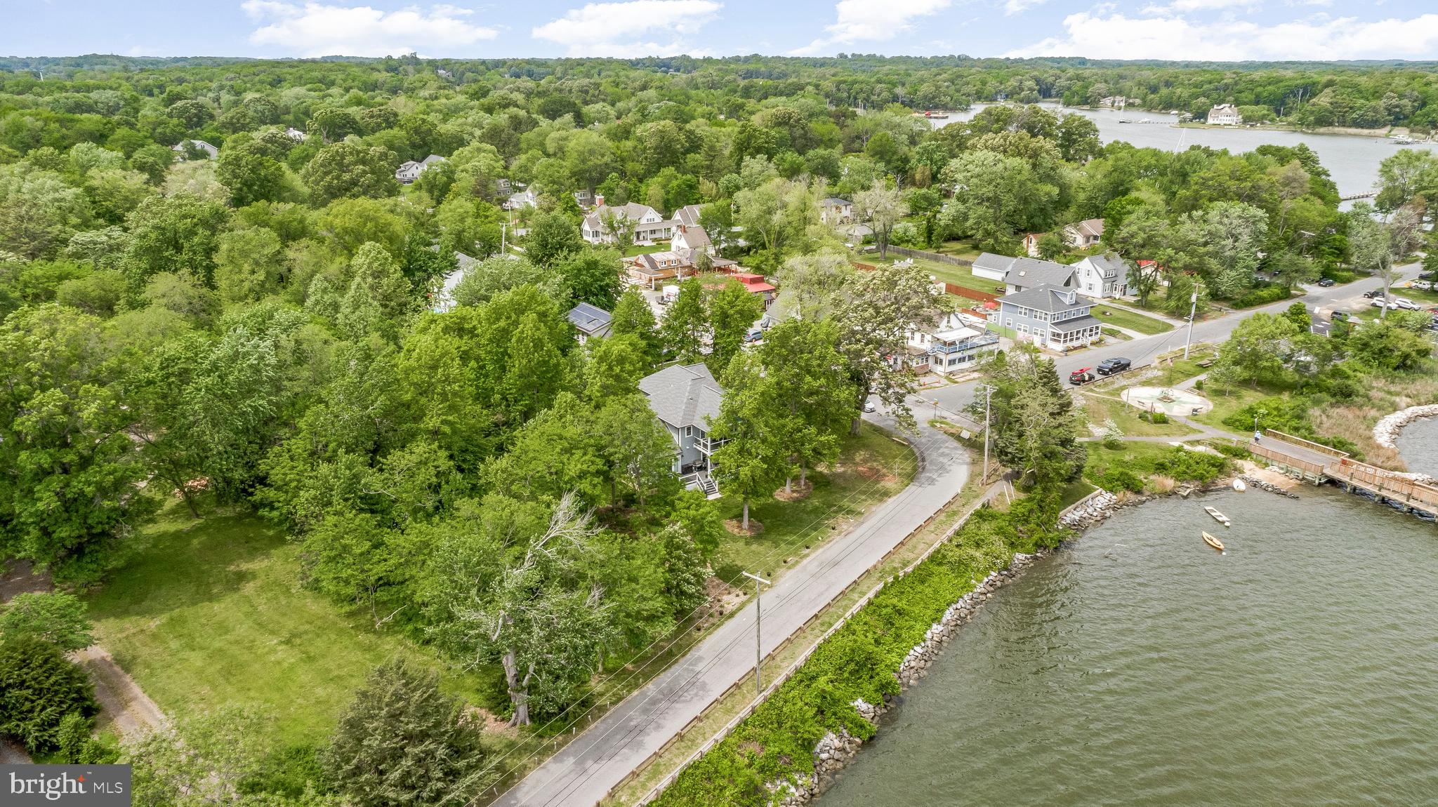 Galesville, Maryland, 20765, United States, 5 Bedrooms Bedrooms, ,4 BathroomsBathrooms,Residential,For Sale,1887426