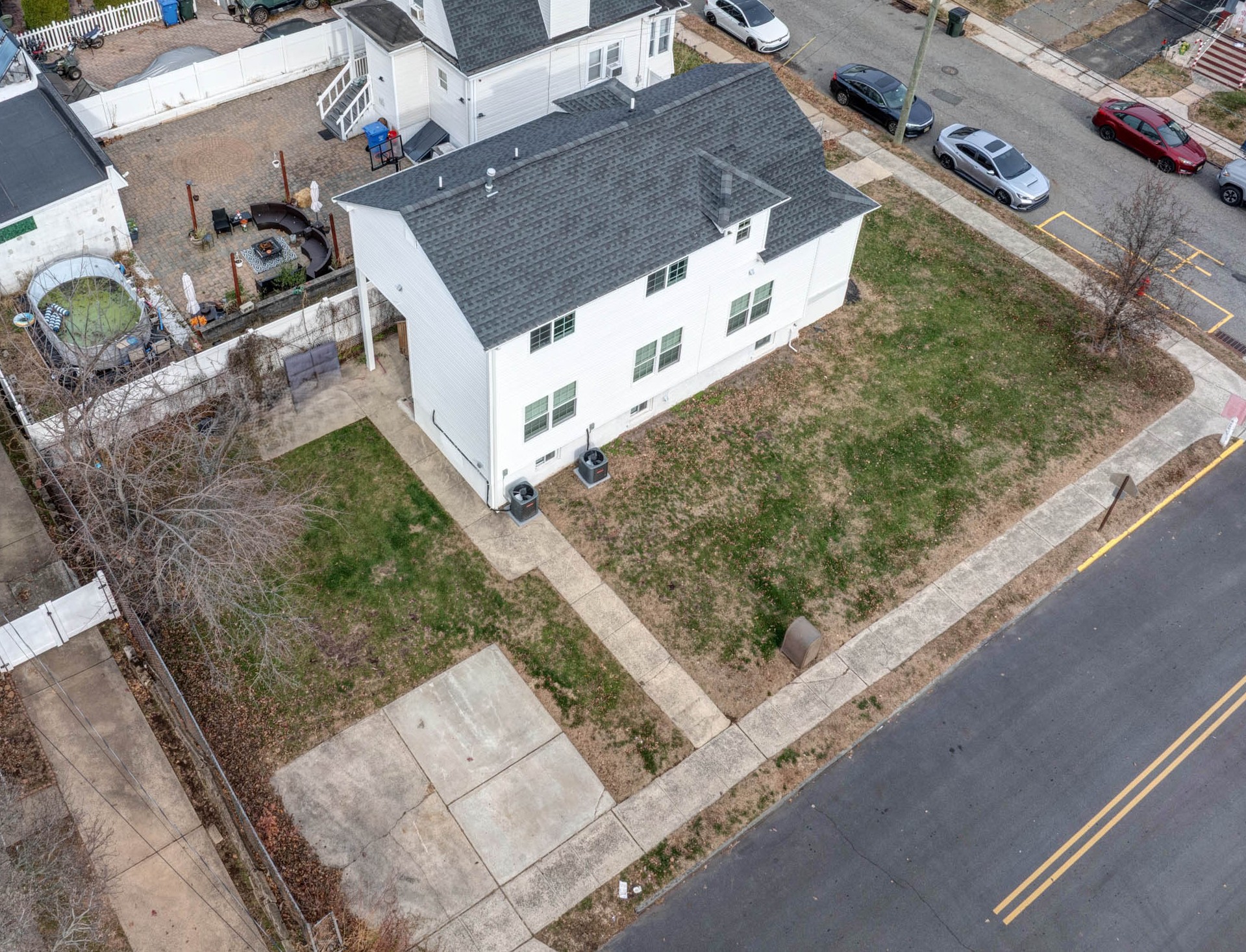 Fords, New Jersey, 08863, United States, 5 Bedrooms Bedrooms, ,2 BathroomsBathrooms,Residential,For Sale,2005682