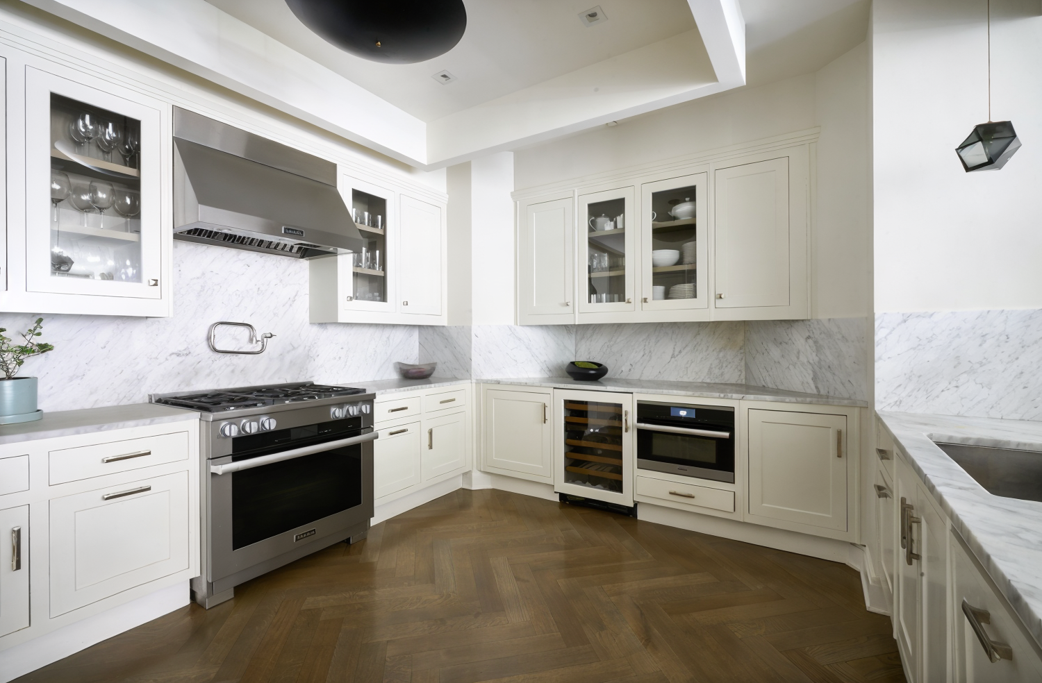 New York City, New York, 10024, United States, 5 Bedrooms Bedrooms, ,5 BathroomsBathrooms,Residential,For Sale,1759761