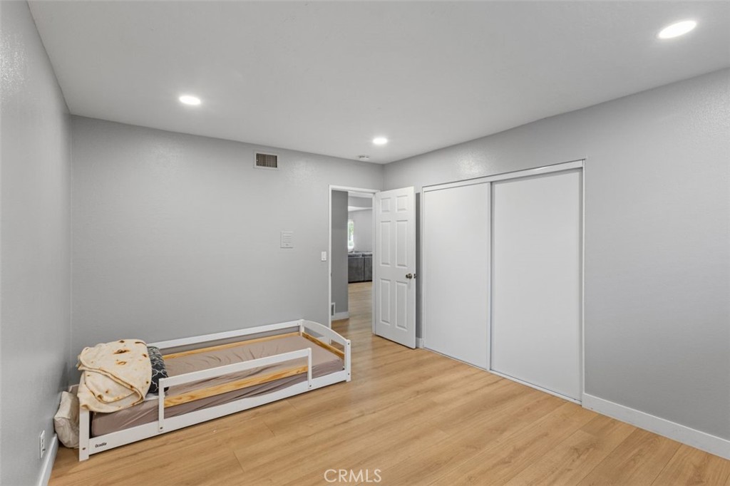 Orange, California, 92867, United States, 3 Bedrooms Bedrooms, ,2 BathroomsBathrooms,Residential,For Sale,1986314