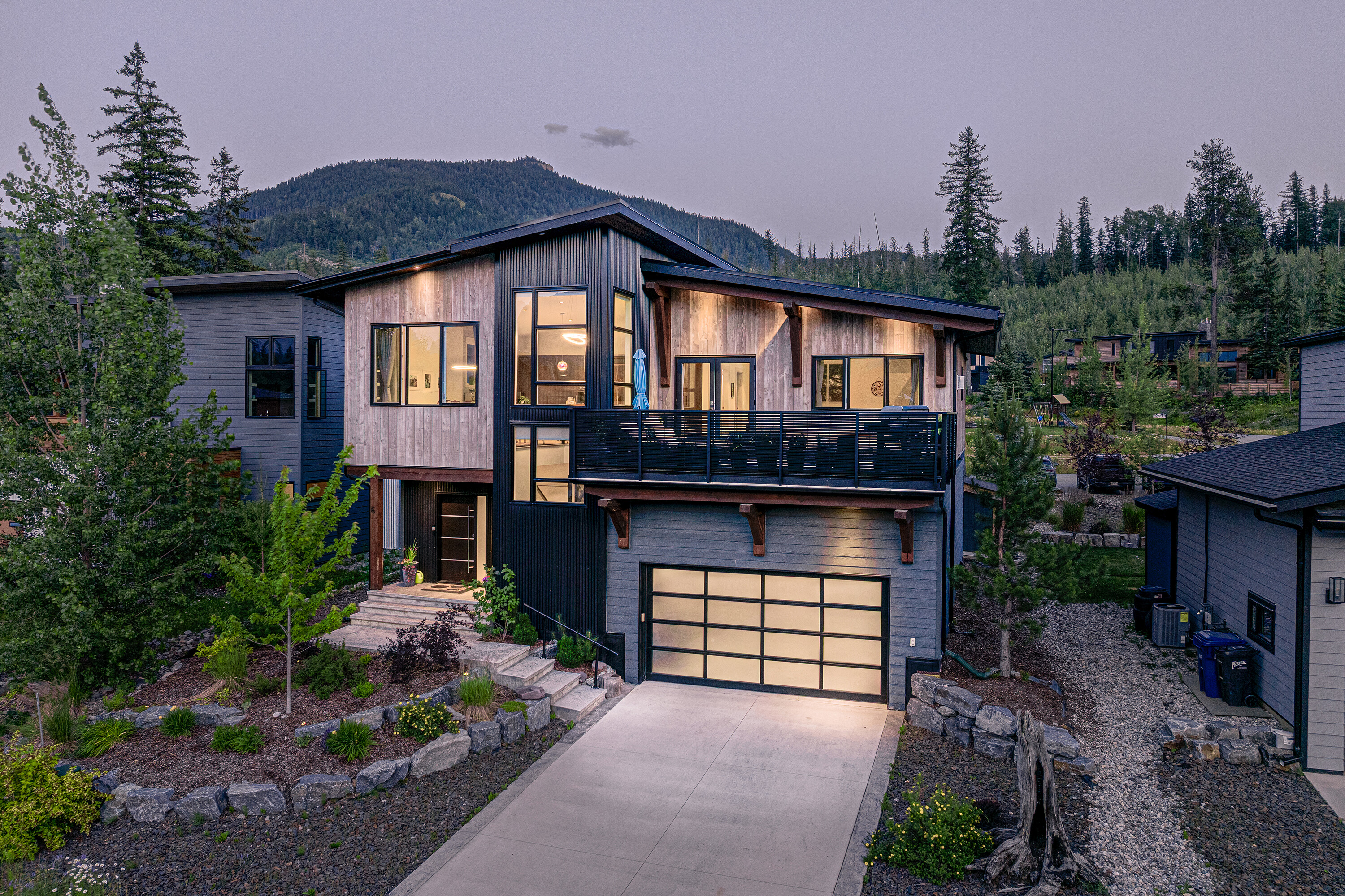  Panoramic Fernie Views - 物件實景