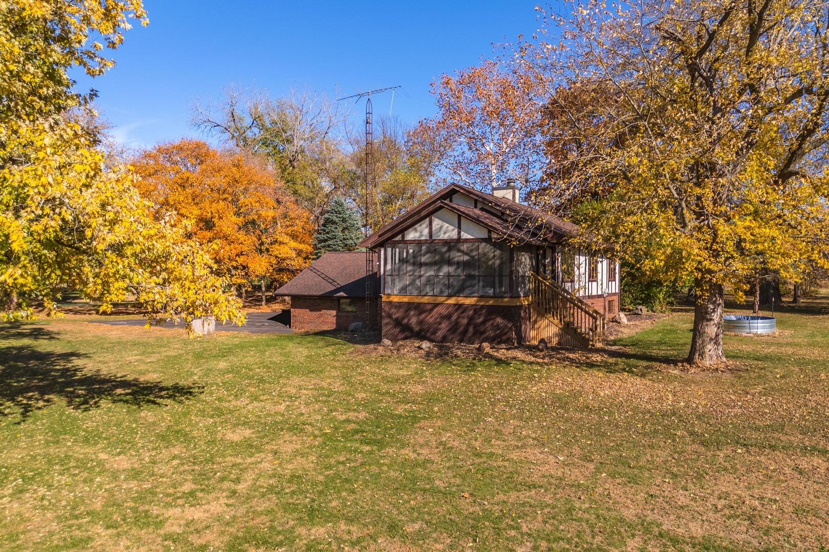 Heyworth, Illinois, 61745, United States, 3 Bedrooms Bedrooms, ,3 BathroomsBathrooms,Residential,For Sale,1989458