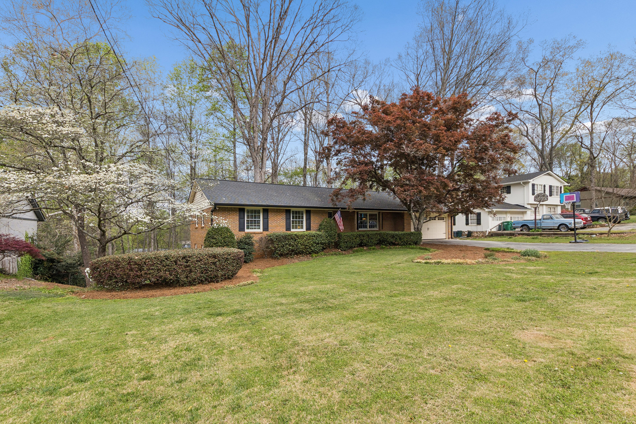  Charming Brick Ranch Nestled in Desirable Lockridge Forest Community - 物件實景