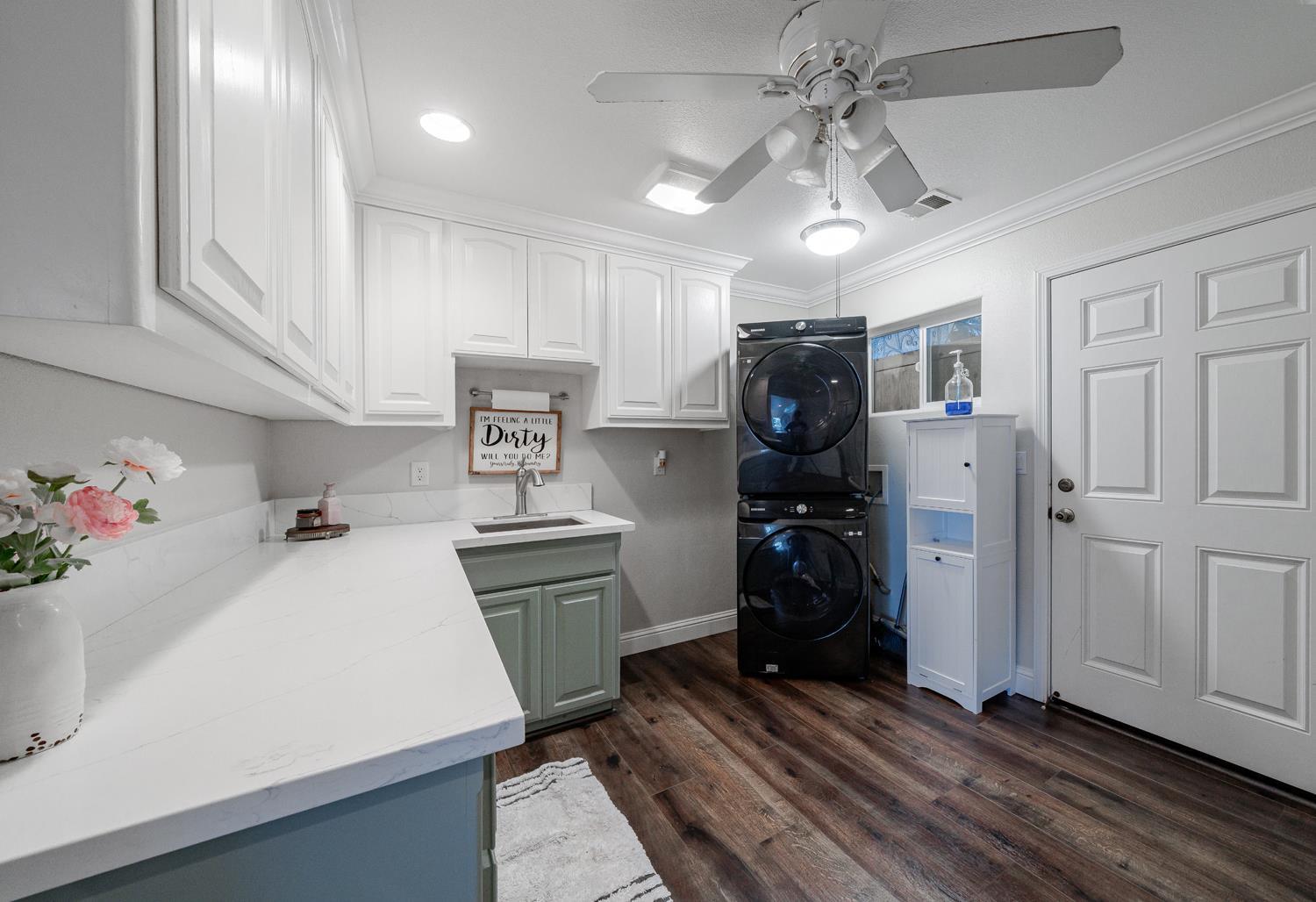 Madera, California, 93636, United States, 4 Bedrooms Bedrooms, ,3 BathroomsBathrooms,Residential,For Sale,1998678