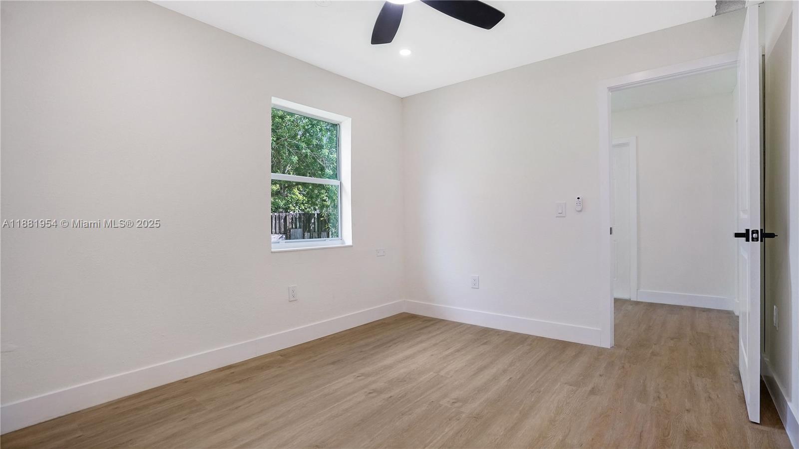 Sunrise, Florida, 33322, United States, 3 Bedrooms Bedrooms, ,2 BathroomsBathrooms,Residential,For Sale,1950754