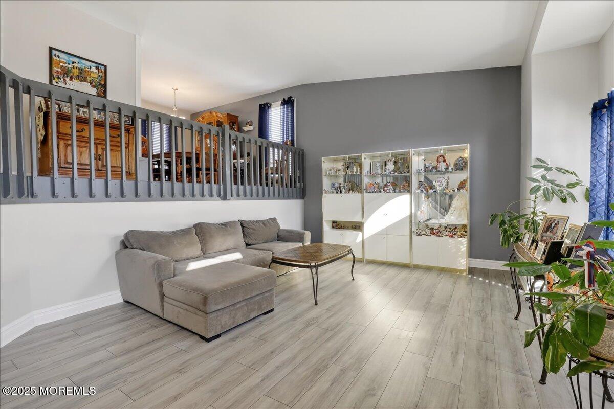 Howell, New Jersey, 07731, United States, 4 Bedrooms Bedrooms, ,3 BathroomsBathrooms,Residential,For Sale,2005606