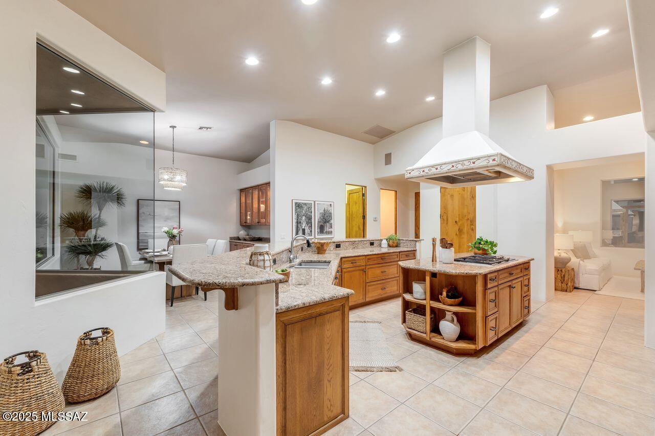 Tucson, Arizona, 85718, United States, 3 Bedrooms Bedrooms, ,4 BathroomsBathrooms,Residential,For Sale,1987862