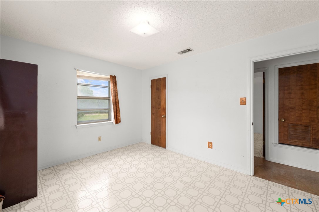 Killeen, Texas, 76549, United States, 3 Bedrooms Bedrooms, ,1 BathroomBathrooms,Residential,For Sale,1906689