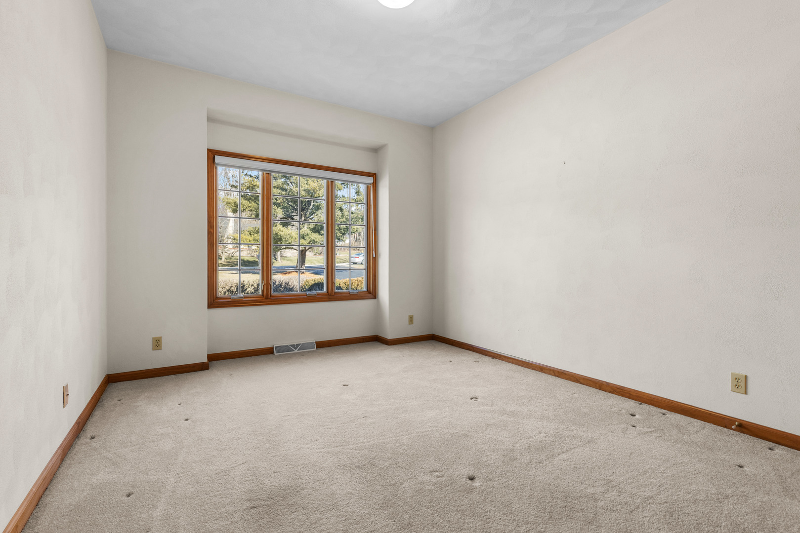 Roscoe, Illinois, 61073, United States, 3 Bedrooms Bedrooms, ,4 BathroomsBathrooms,Residential,For Sale,2011346