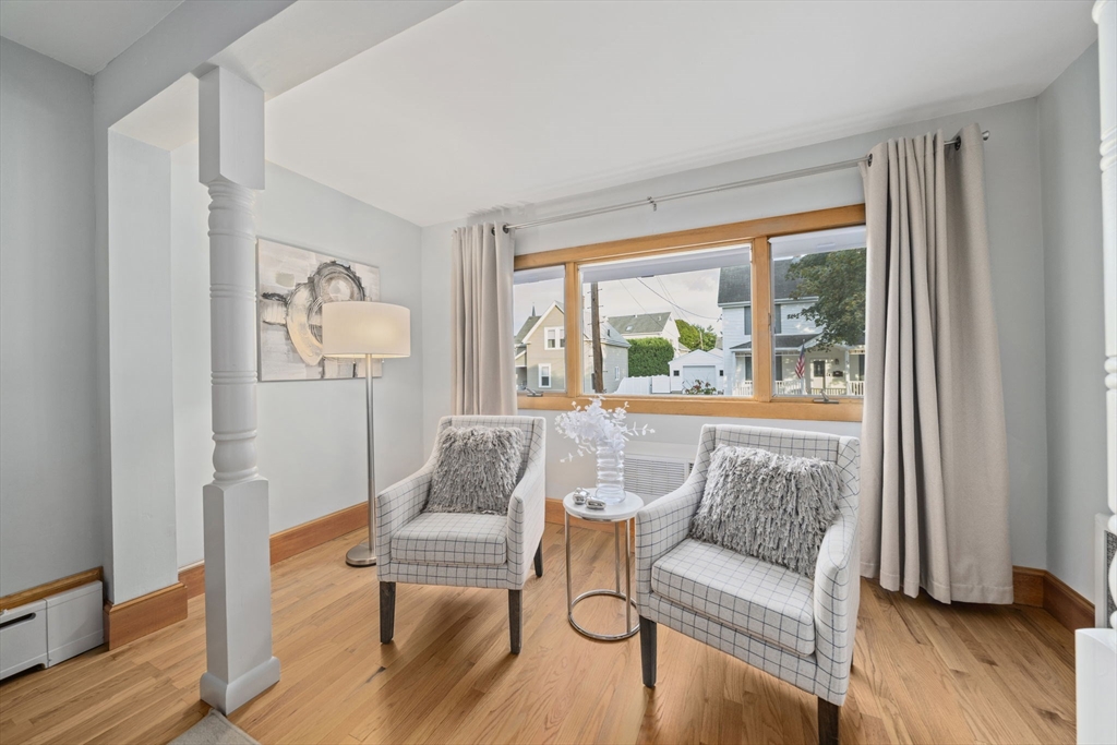 Newton, Massachusetts, 02458, United States, 3 Bedrooms Bedrooms, ,2 BathroomsBathrooms,Residential,For Sale,1939468