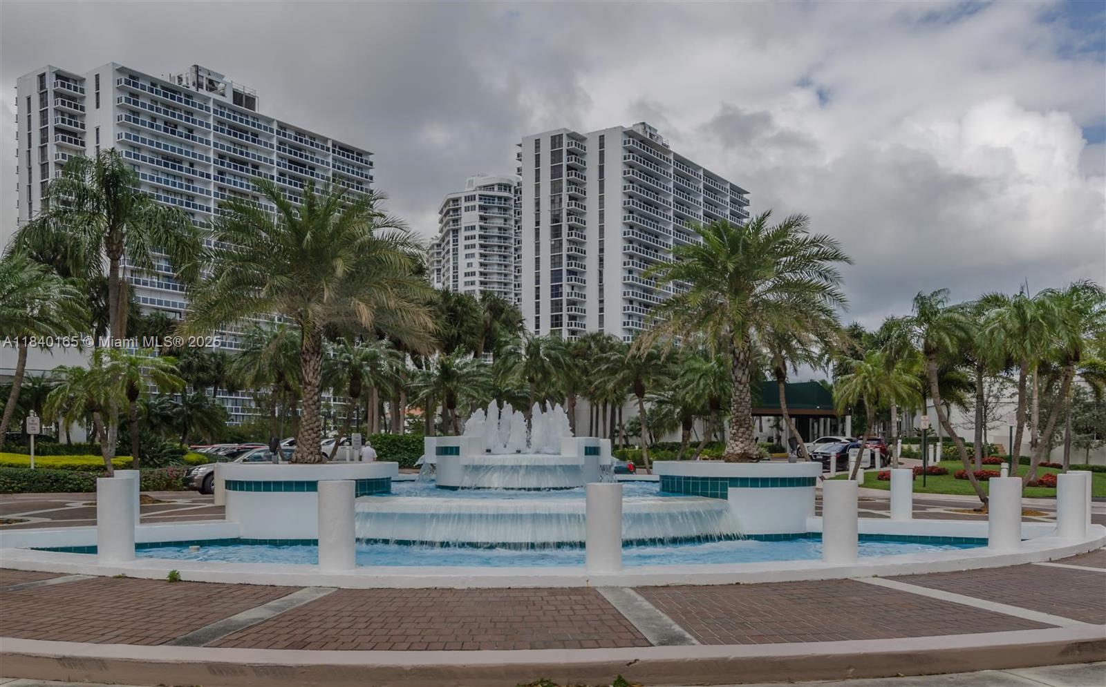 Aventura, Florida, 33180, United States, 2 Bedrooms Bedrooms, ,2 BathroomsBathrooms,Residential,For Sale,1897536