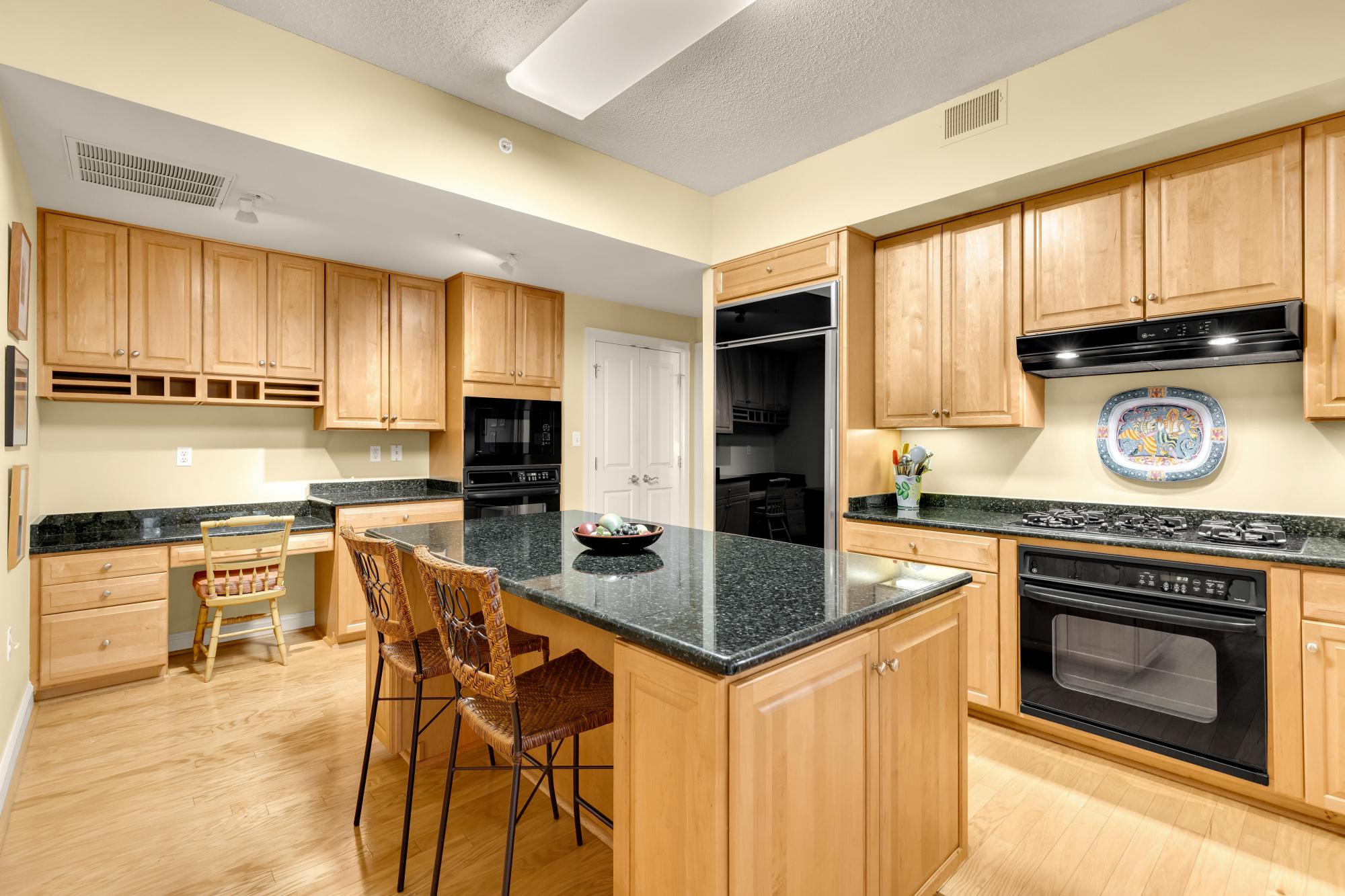  10400 Strathmore Park Court, North Bethesda, MD, 20852 - 物件實景