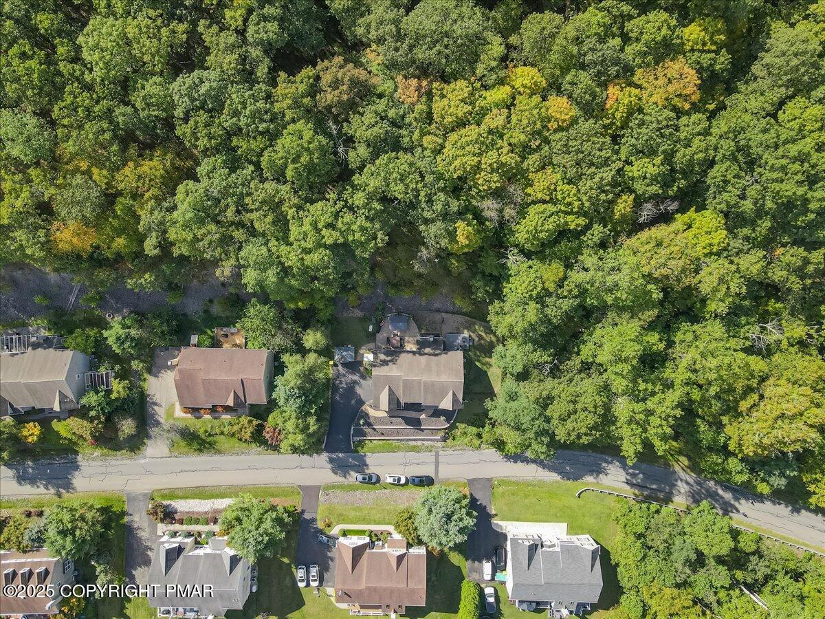 East Stroudsburg, Pennsylvania, 18302, United States, 5 Bedrooms Bedrooms, ,4 BathroomsBathrooms,Residential,For Sale,1980579