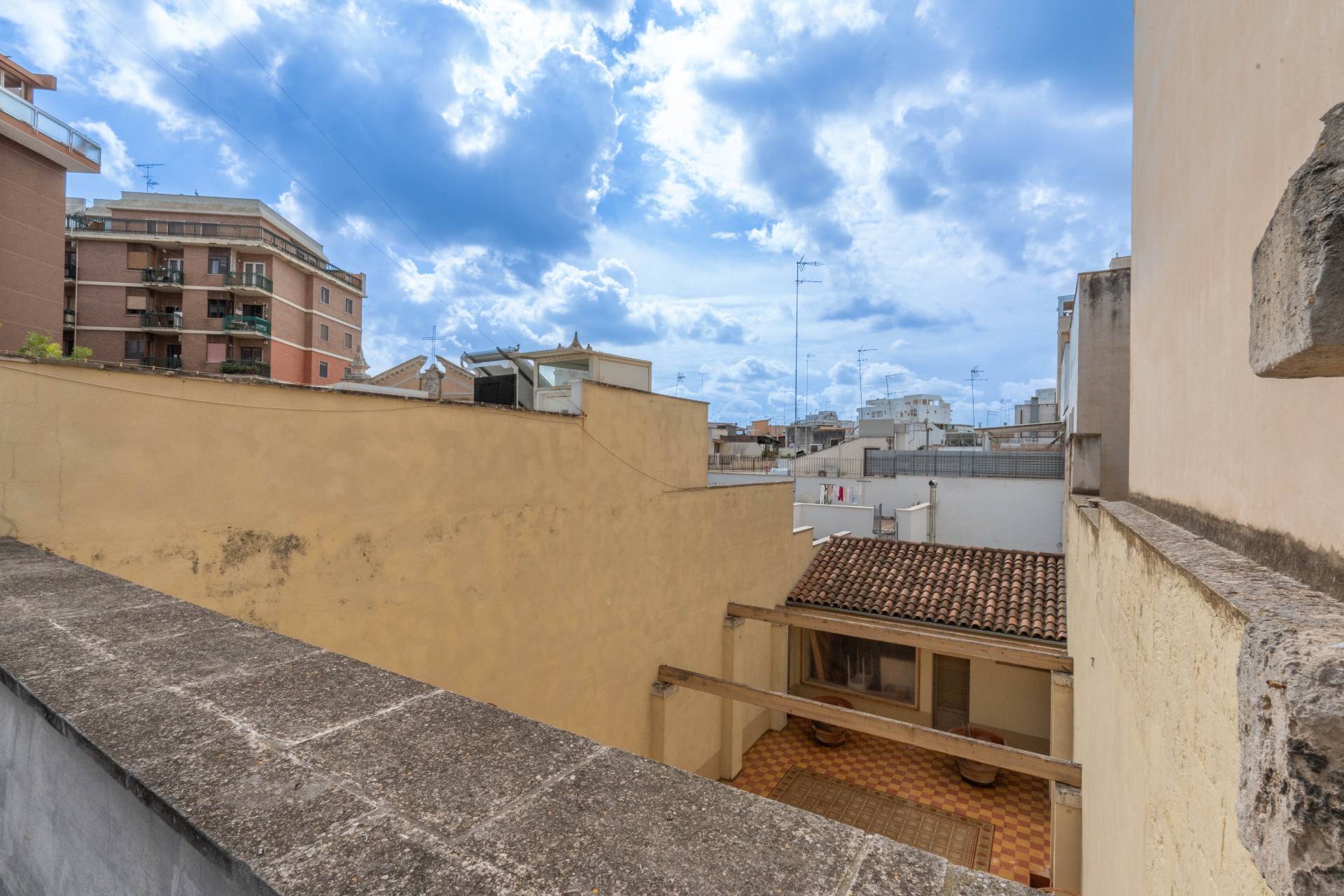 Piazza Anime / Corso Roma, Brindisi, Brindisi, 72100, IT, 8 Bedrooms Bedrooms, ,2 BathroomsBathrooms,Residential,For Sale,Piazza Anime / Corso Roma,1629554