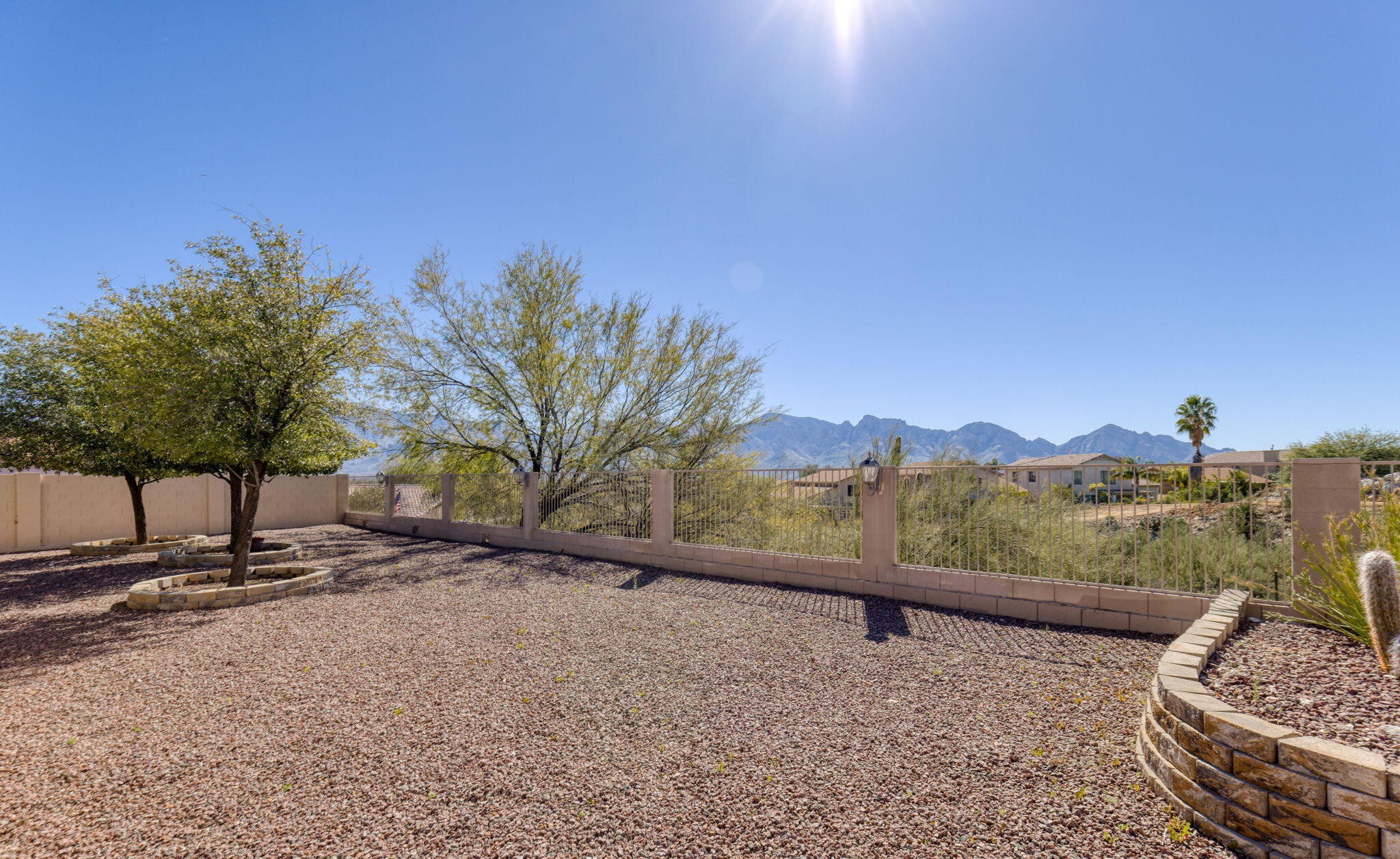  33 W Golden Spur Place, Tucson, AZ 85755 - 物件實景