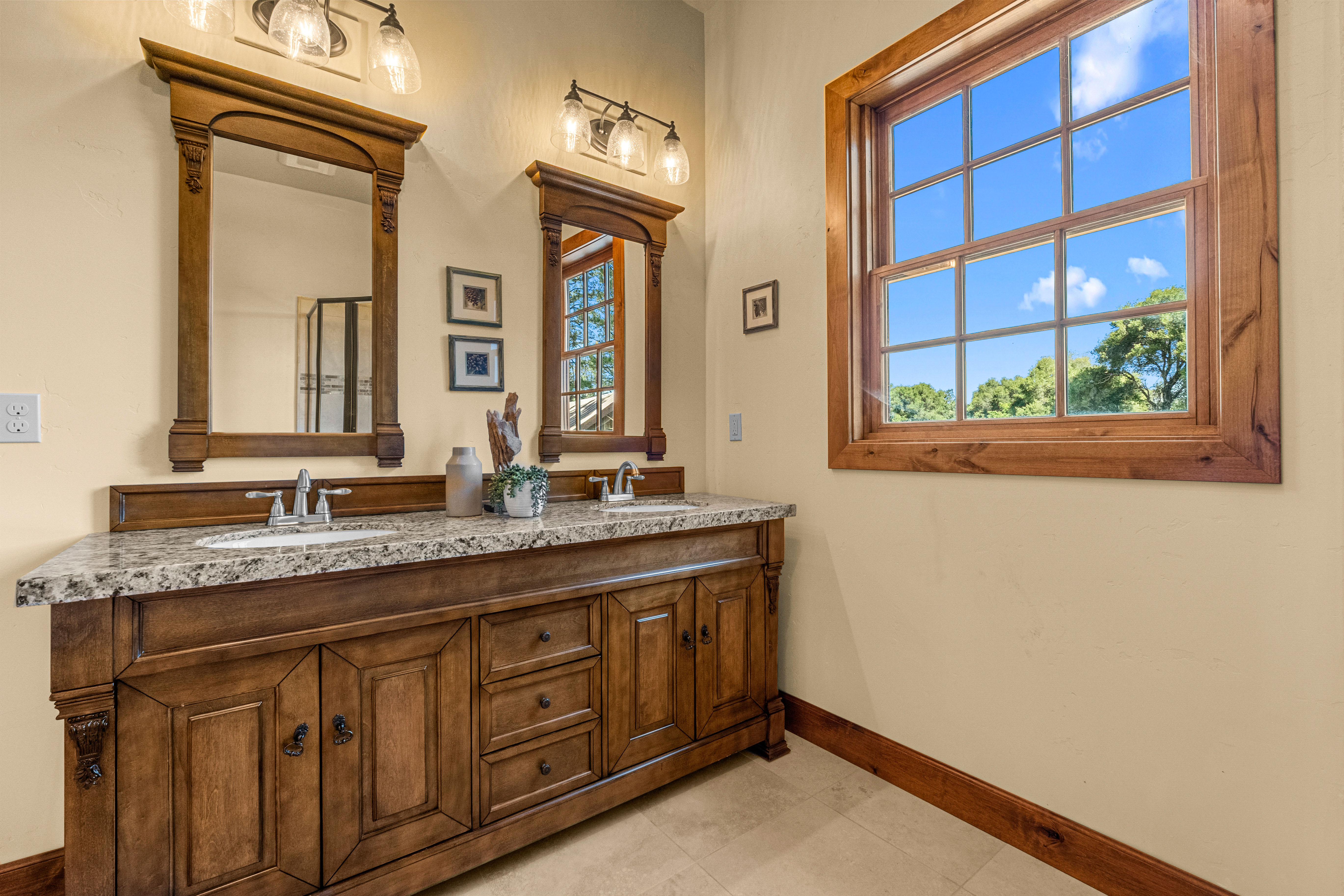  7330 Perry Creek Road, Somerset, CA 95684 - 物件實景