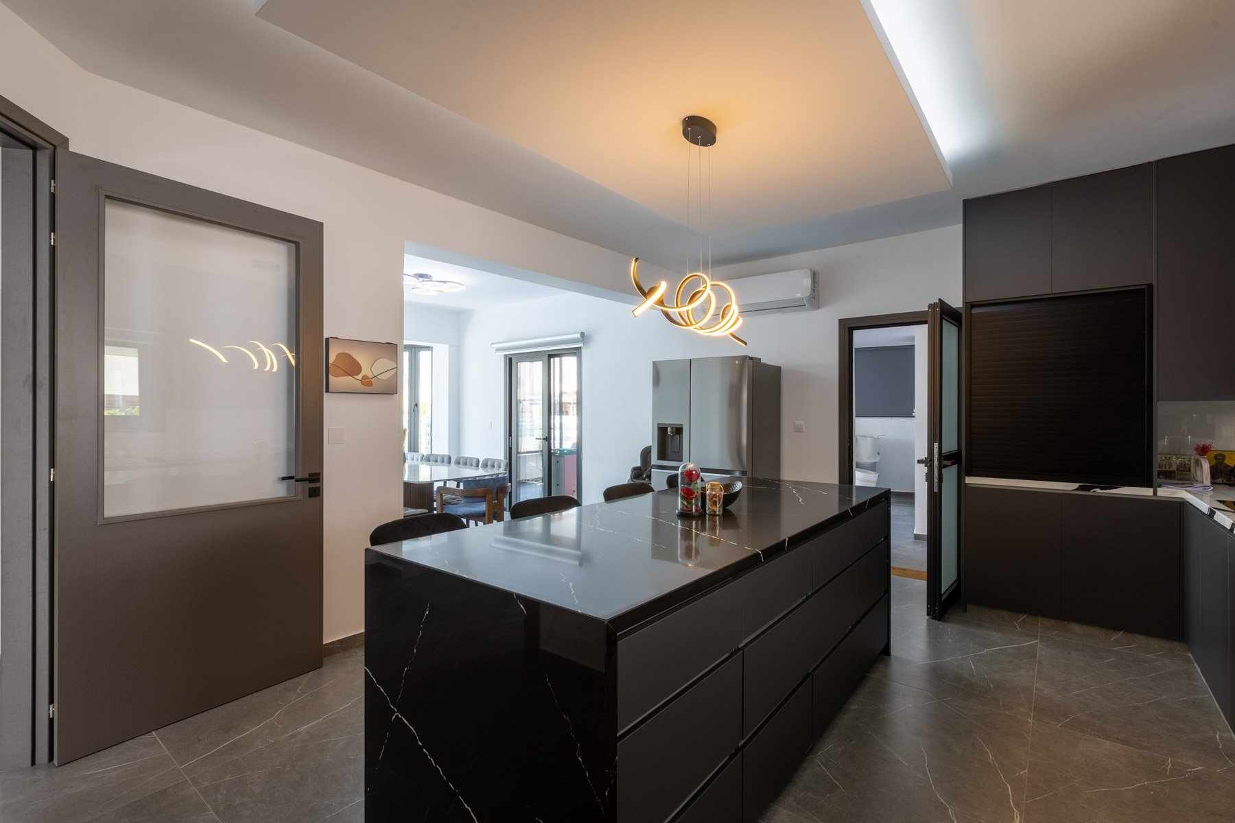  Charming Larnaca Villa - Four-Bedroom Contemporary Mediterranean Home - 物件實景