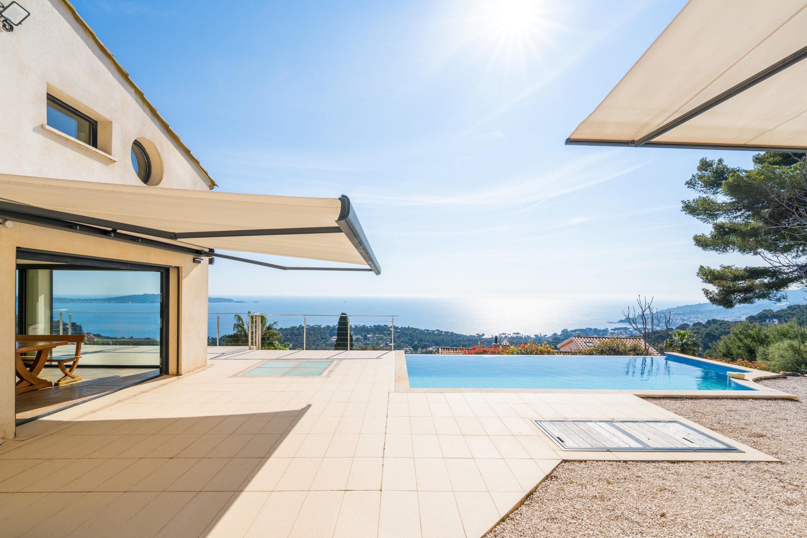  Carqueiranne – Architect-Designed Villa with Panoramic Sea View - 物件實景
