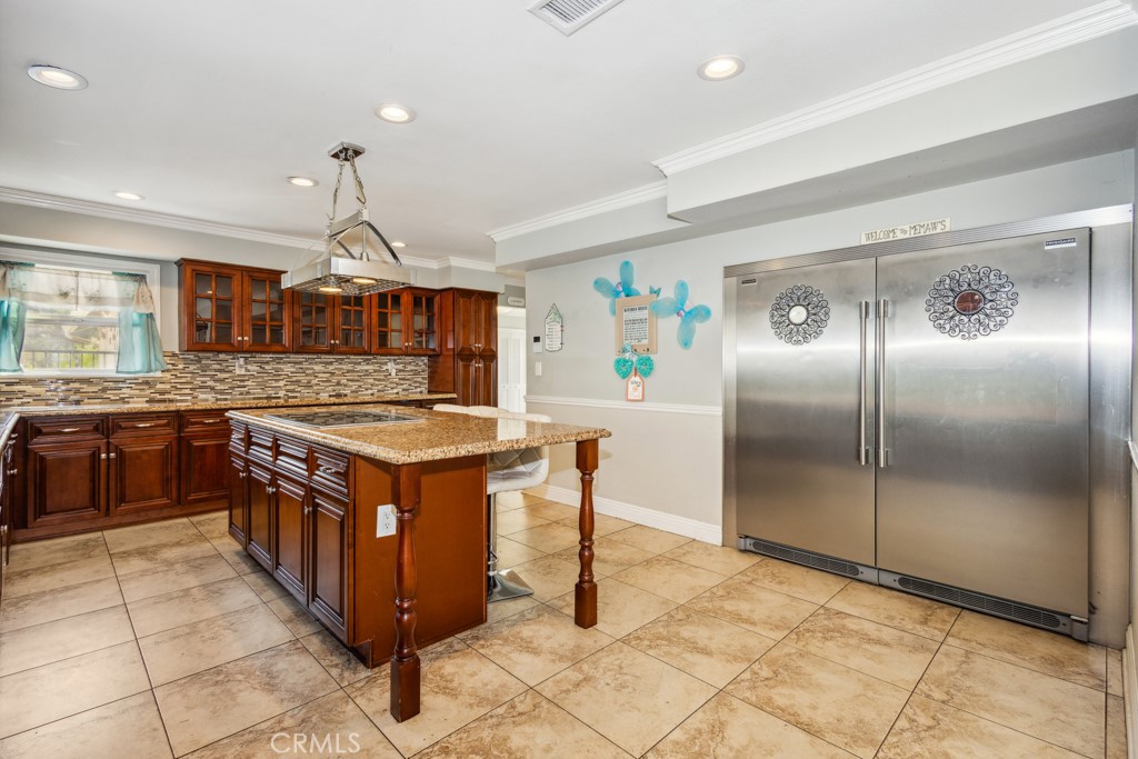 San Dimas, California, 91773, United States, 4 Bedrooms Bedrooms, ,3 BathroomsBathrooms,Residential,For Sale,1983533
