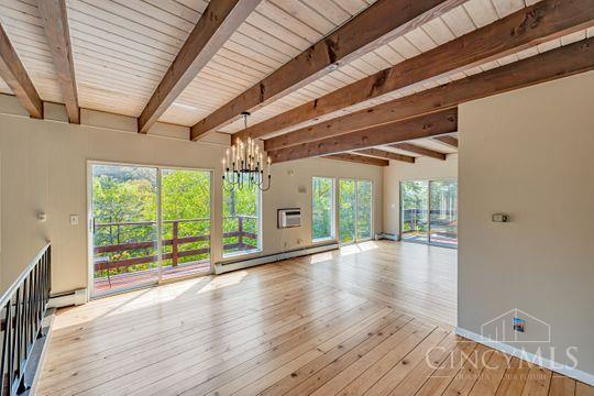 Milford, Ohio, 45150, United States, 4 Bedrooms Bedrooms, ,3 BathroomsBathrooms,Residential,For Sale,1989333