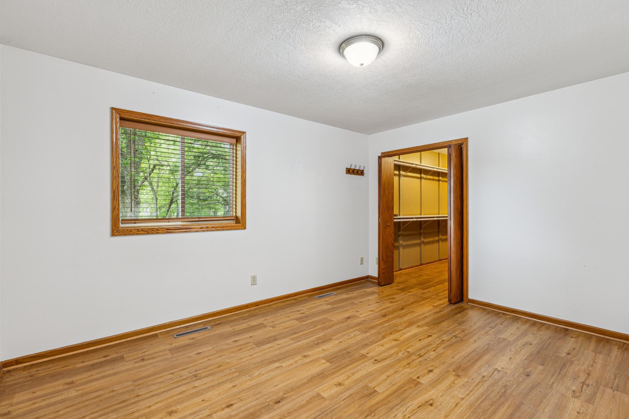 Orrock Twp, Minnesota, 55309, United States, 2 Bedrooms Bedrooms, ,1 BathroomBathrooms,Residential,For Sale,1994432