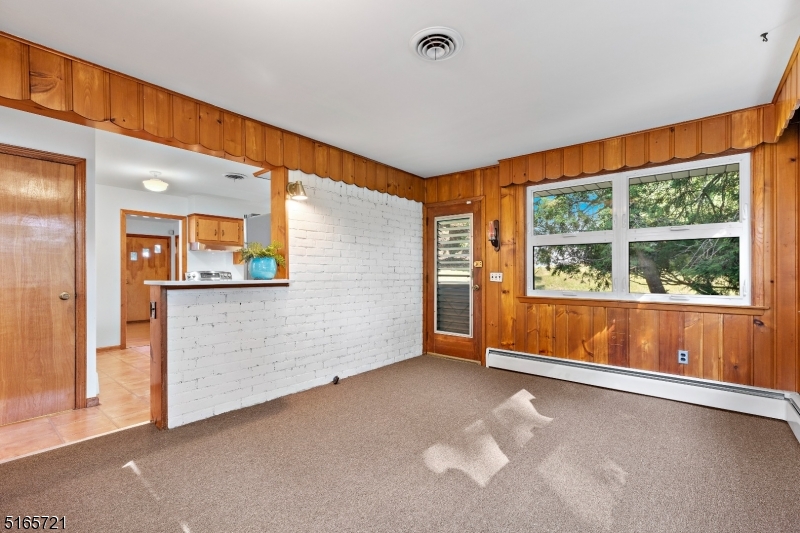 Clifton City, New Jersey, 07013-1523, United States, 3 Bedrooms Bedrooms, ,1 BathroomBathrooms,Residential,For Sale,1944968