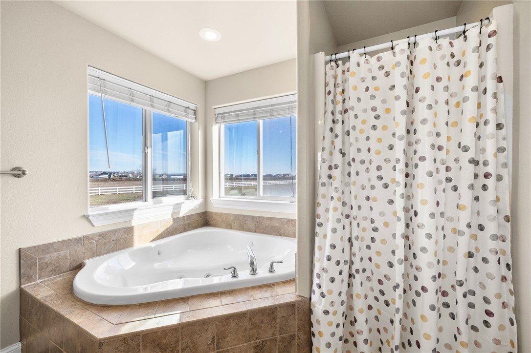 Shepherd, Montana, 59079, United States, 5 Bedrooms Bedrooms, ,3 BathroomsBathrooms,Residential,For Sale,1998698