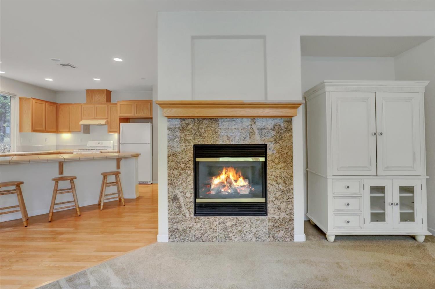 Grass Valley, California, 95945, United States, 2 Bedrooms Bedrooms, ,2 BathroomsBathrooms,Residential,For Sale,1996447