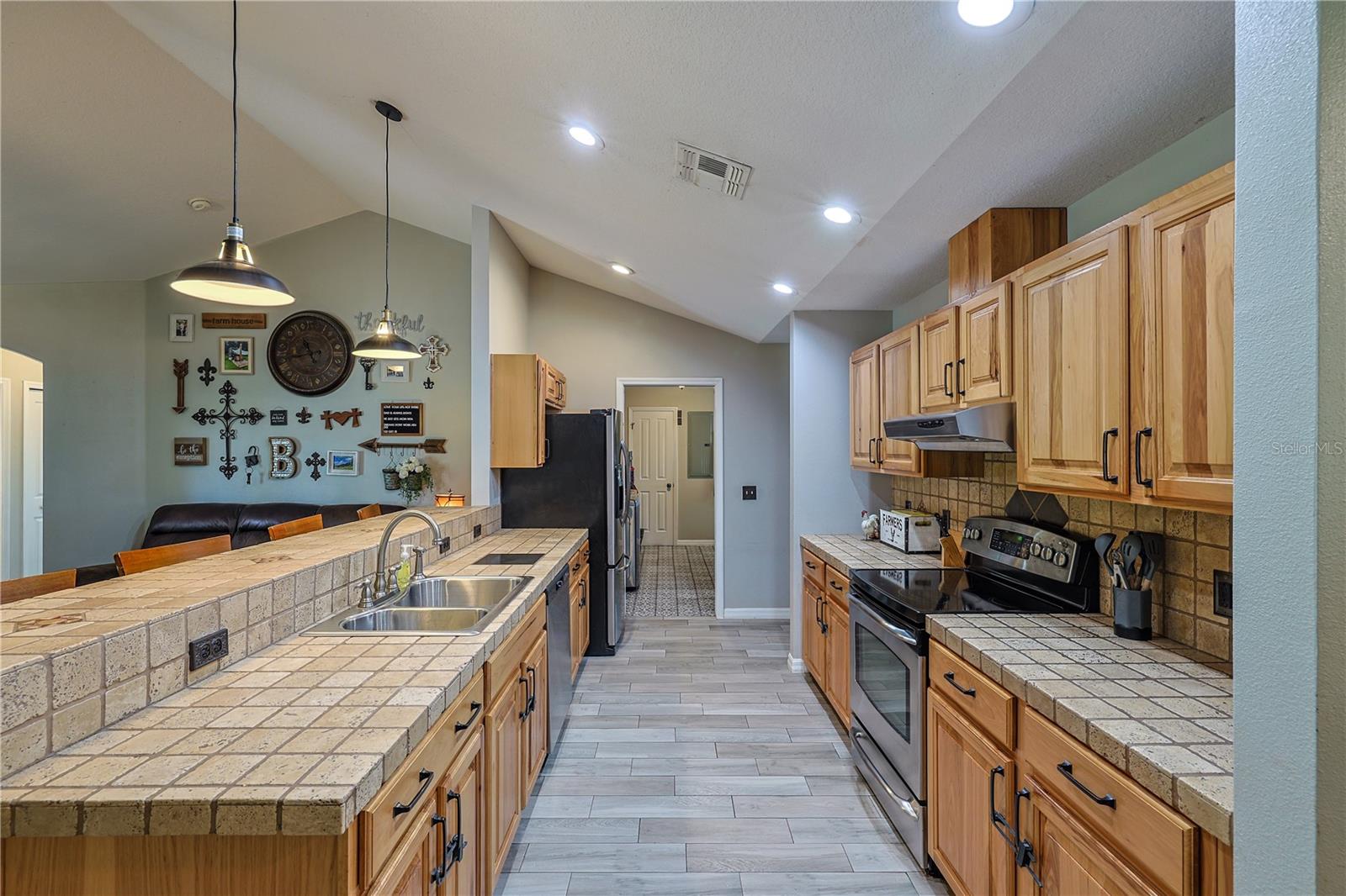 WEBSTER, Florida, 33597, United States, 4 Bedrooms Bedrooms, ,3 BathroomsBathrooms,Residential,For Sale,1793713