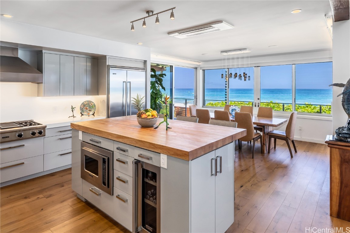 59-465 Kamehameha Highway, Haleiwa, Hawaii, 96712, United States, 4 Bedrooms Bedrooms, ,5 BathroomsBathrooms,Residential,For Sale,59-465 Kamehameha Highway,1568581