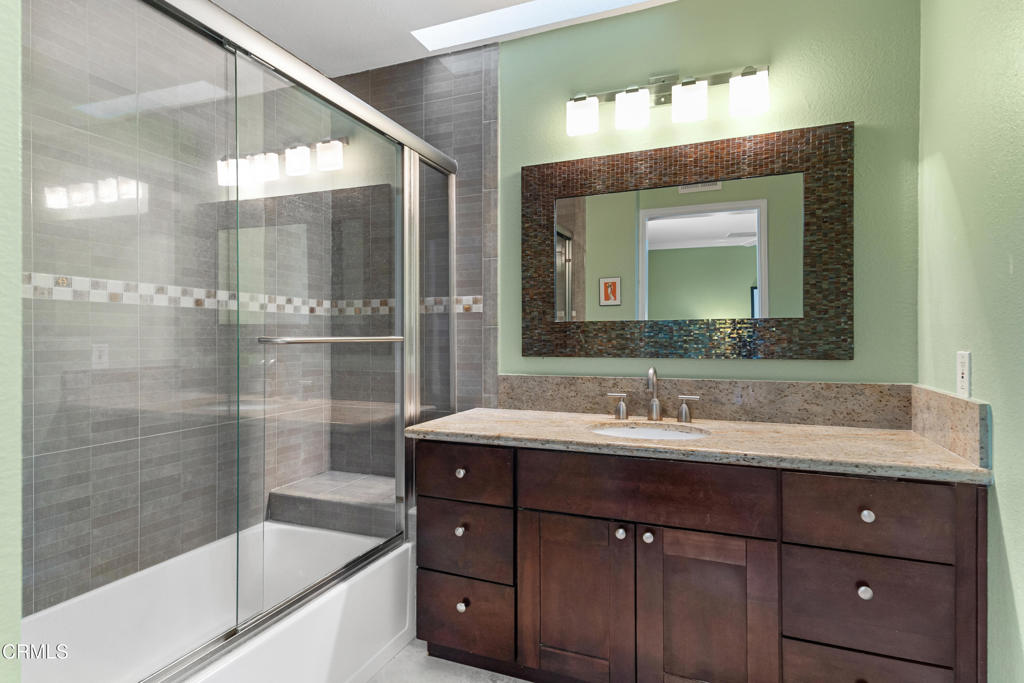 Pasadena, California, 91106, United States, 2 Bedrooms Bedrooms, ,3 BathroomsBathrooms,Residential,For Sale,1913443
