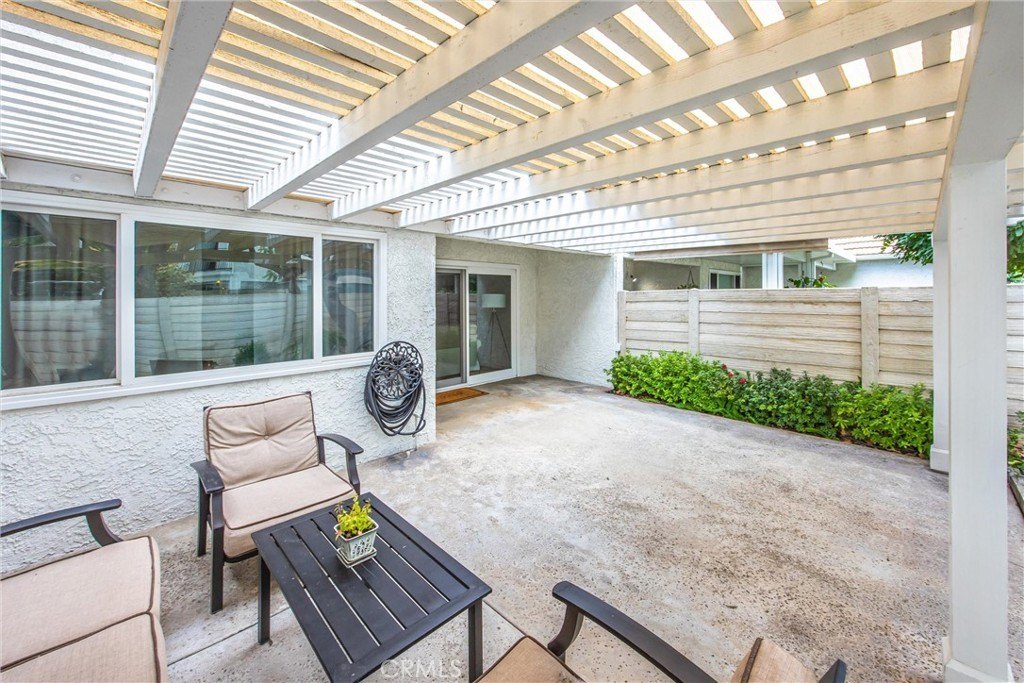 Redlands, California, 92374, United States, 3 Bedrooms Bedrooms, ,3 BathroomsBathrooms,Residential,For Sale,1974404