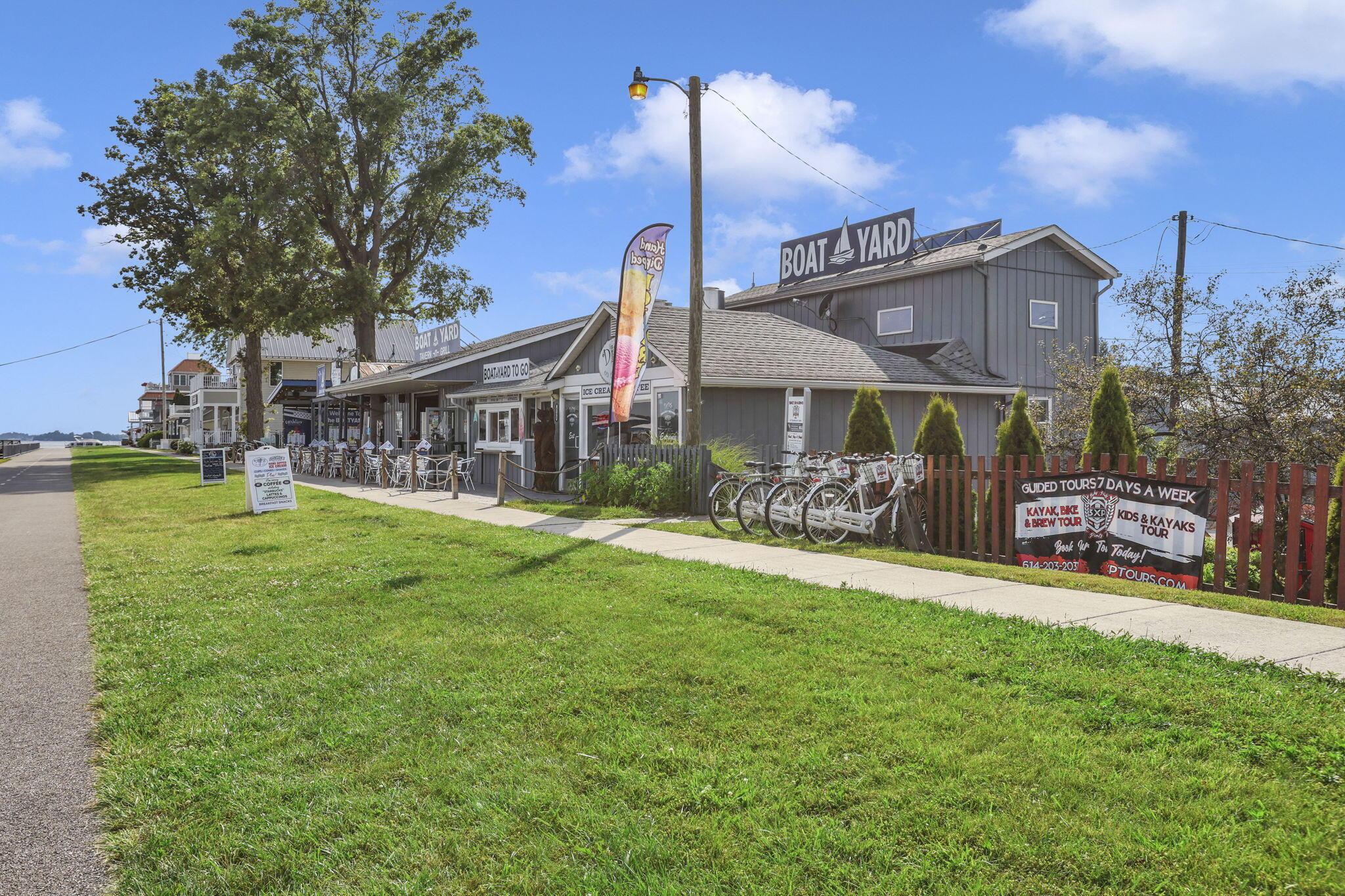 Buckeye Lake, Ohio, 43008, United States, 3 Bedrooms Bedrooms, ,3 BathroomsBathrooms,Residential,For Sale,1975089