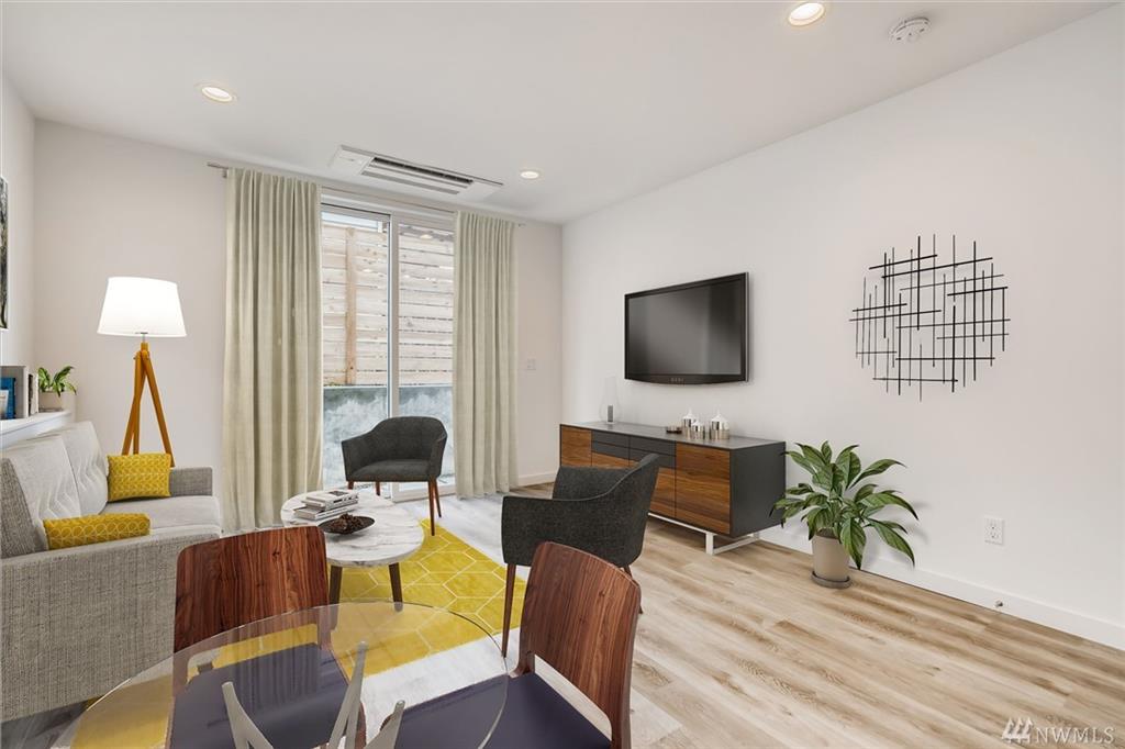 4520 41st Ave SW A, Seattle, Washington, 98116, United States, 2 Bedrooms Bedrooms, ,2 BathroomsBathrooms,Residential,For Sale,4520 41st Ave SW A,1610853