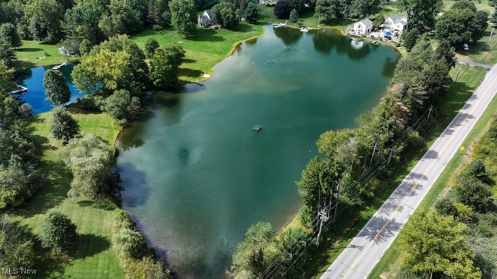 Chagrin Falls, Ohio, 44023, United States, 4 Bedrooms Bedrooms, ,4 BathroomsBathrooms,Residential,For Sale,1930010