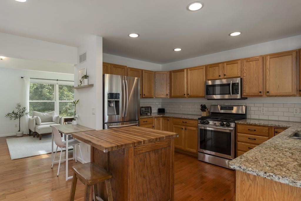 Petoskey, Michigan, 49770, United States, 4 Bedrooms Bedrooms, ,3 BathroomsBathrooms,Residential,For Sale,1932597