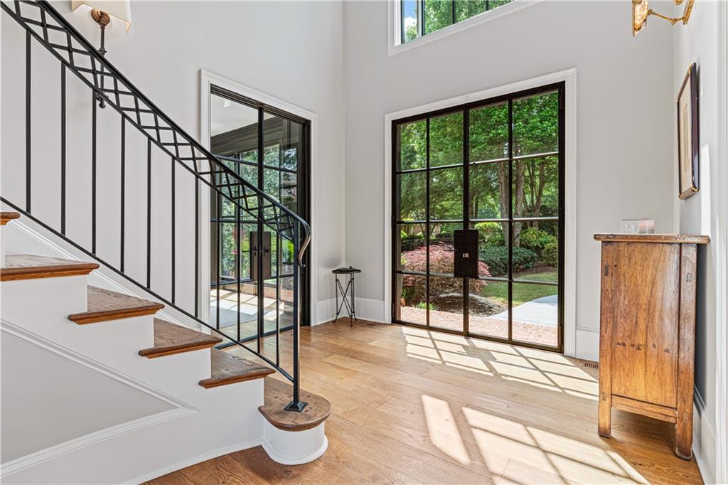 Suwanee, Georgia, 30024, United States, 5 Bedrooms Bedrooms, ,6 BathroomsBathrooms,Residential,For Sale,1822969