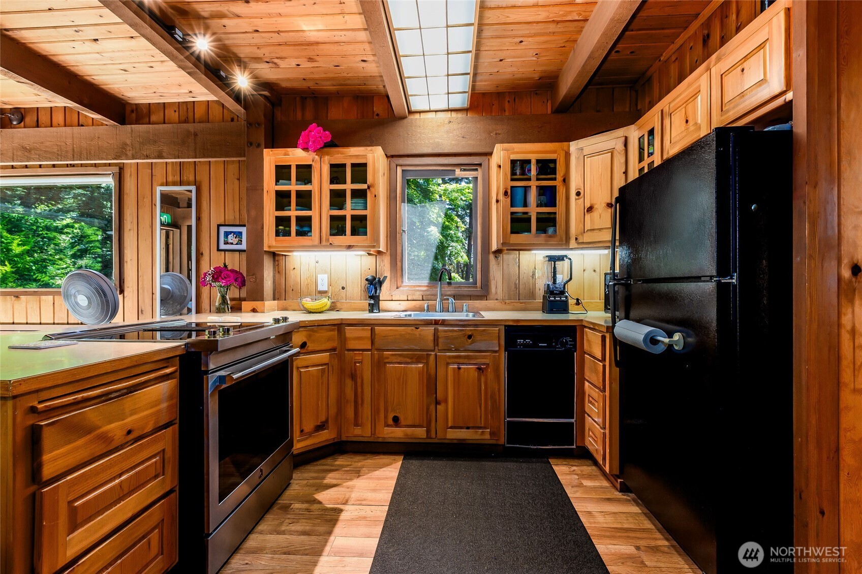 Friday Harbor, Washington, 98250, United States, 2 Bedrooms Bedrooms, ,1 BathroomBathrooms,Residential,For Sale,1856975