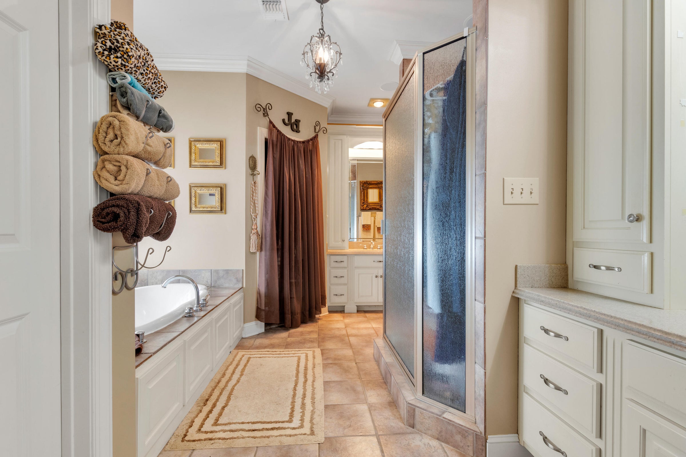 Fulton, Mississippi, 38843, United States, 4 Bedrooms Bedrooms, ,4 BathroomsBathrooms,Residential,For Sale,1976372