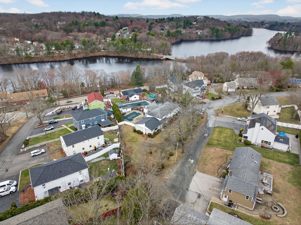 Framingham, Massachusetts, 01702, United States, 5 Bedrooms Bedrooms, ,5 BathroomsBathrooms,Residential,For Sale,2035320