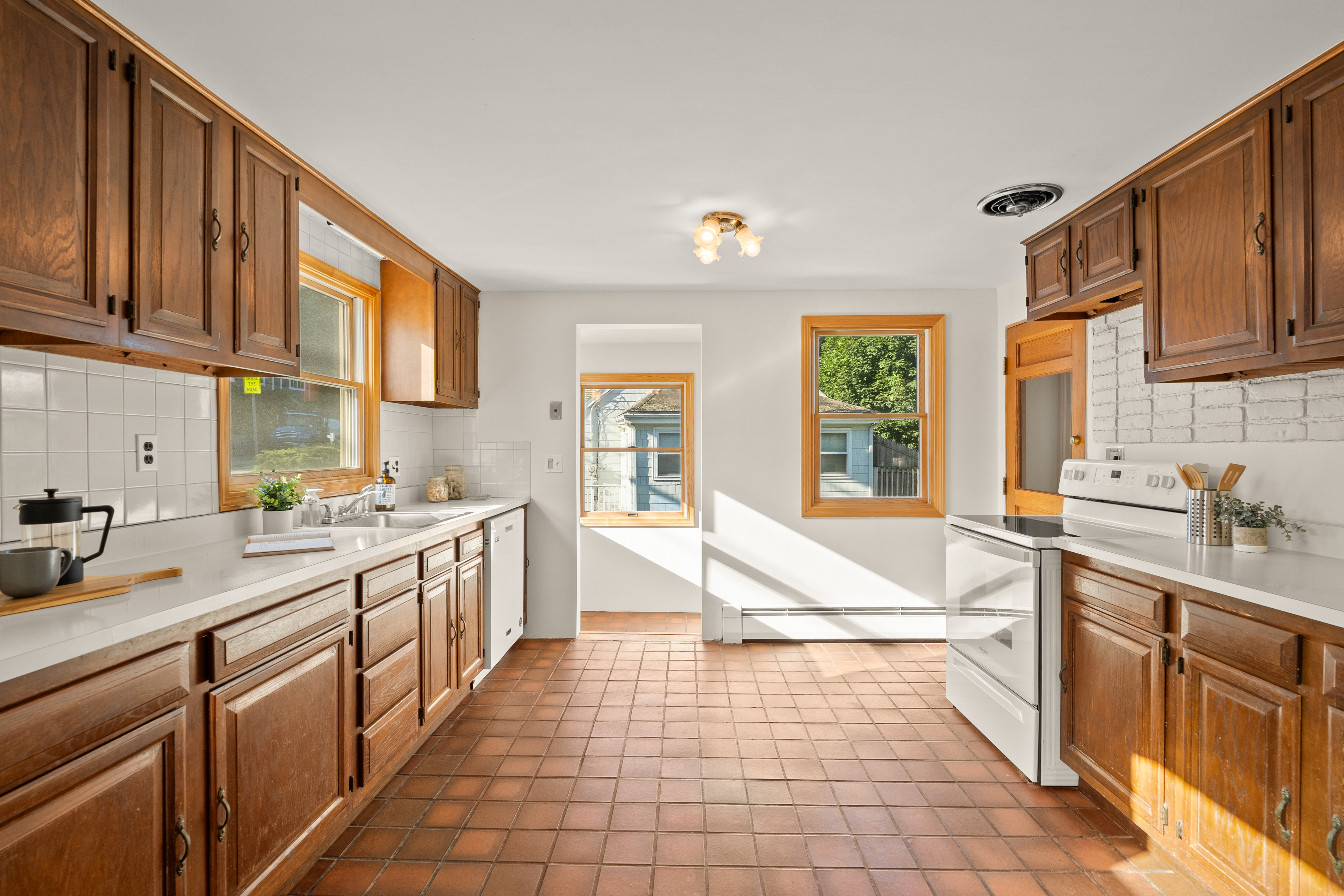  298 Forest Street, Arlington, MA, 02474 - 物件實景