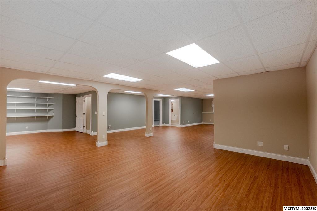 Mason City, Iowa, 50401, United States, 5 Bedrooms Bedrooms, ,4 BathroomsBathrooms,Residential,For Sale,1973709