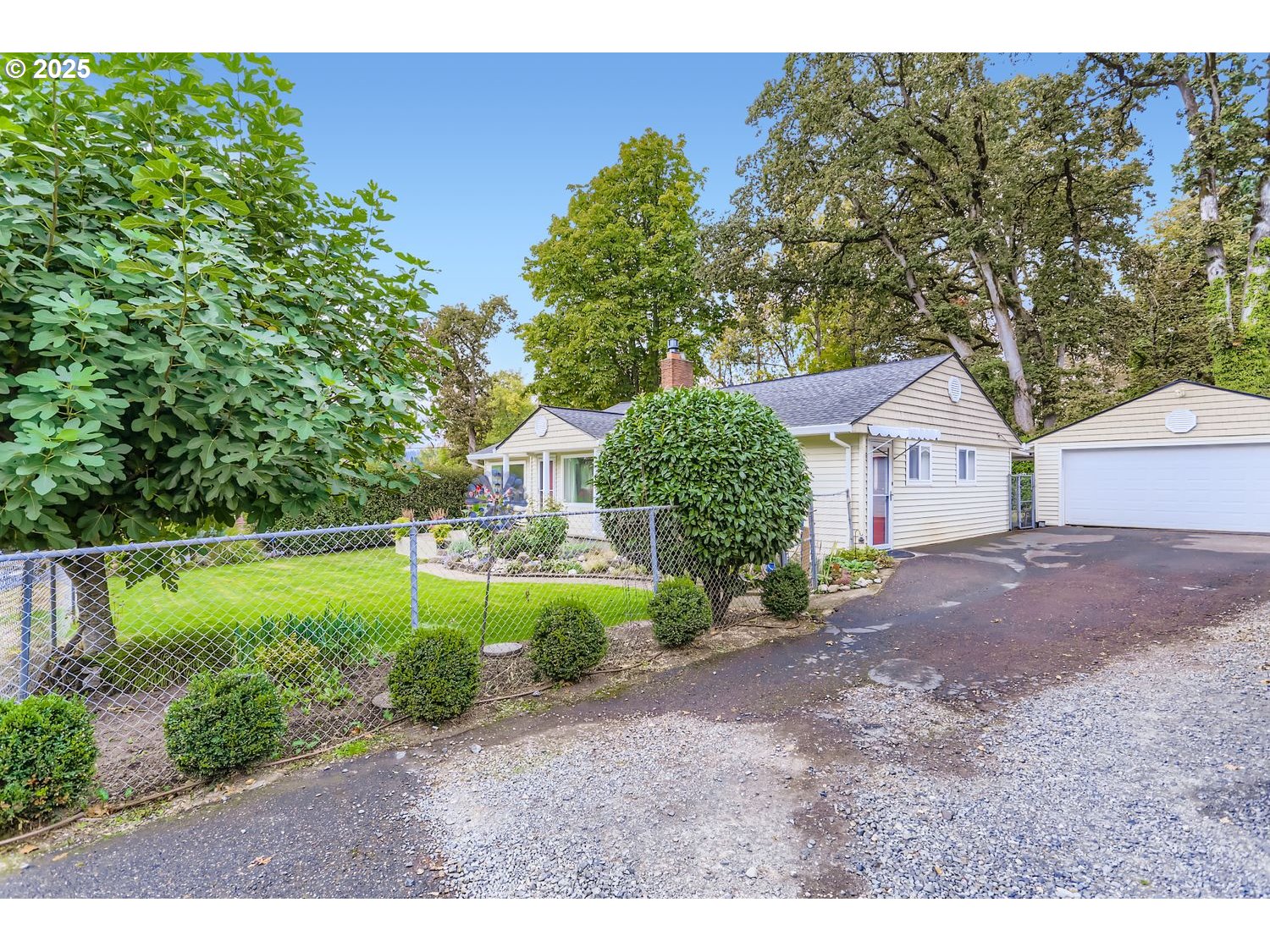 Milwaukie, Oregon, 97267, United States, 4 Bedrooms Bedrooms, ,2 BathroomsBathrooms,Residential,For Sale,2000093