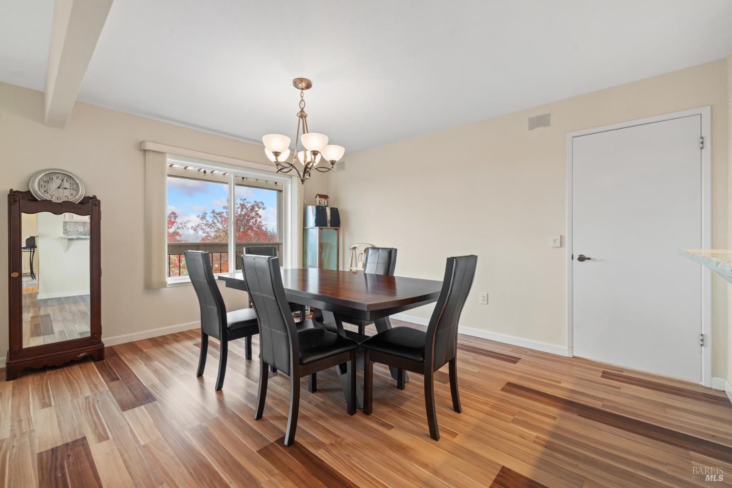 Santa Rosa, California, 95409, United States, 3 Bedrooms Bedrooms, ,2 BathroomsBathrooms,Residential,For Sale,2005297