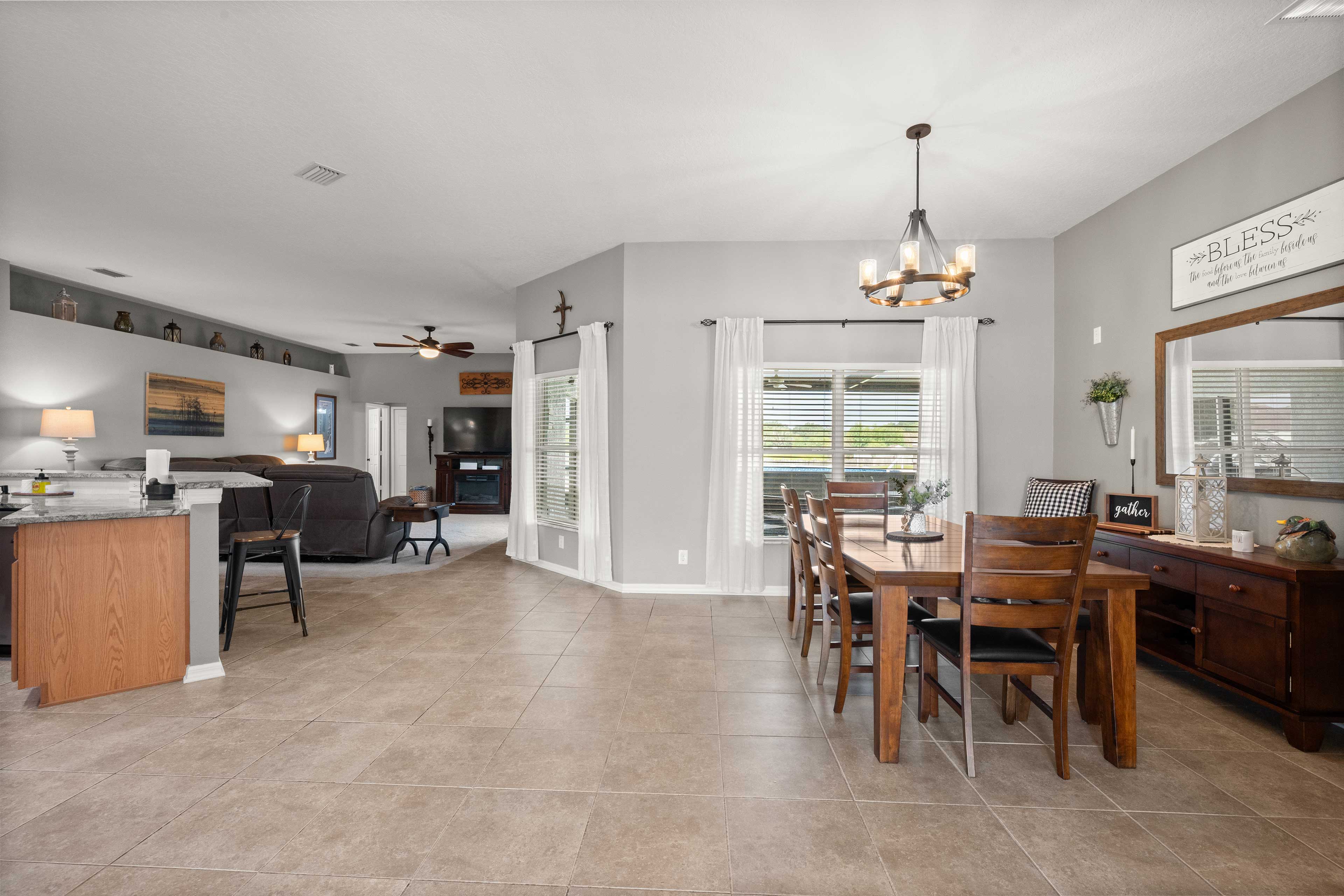 Plant City, Florida, 33567, United States, 4 Bedrooms Bedrooms, ,3 BathroomsBathrooms,Residential,For Sale,1974682